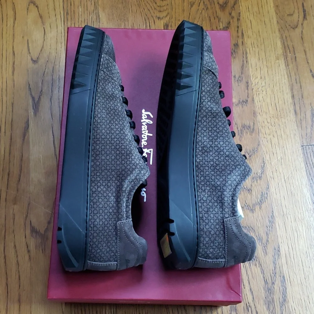NIB Salvatore Ferragamo Grey Cube Sneaker Men's Size 7 - Picture 5 of 12